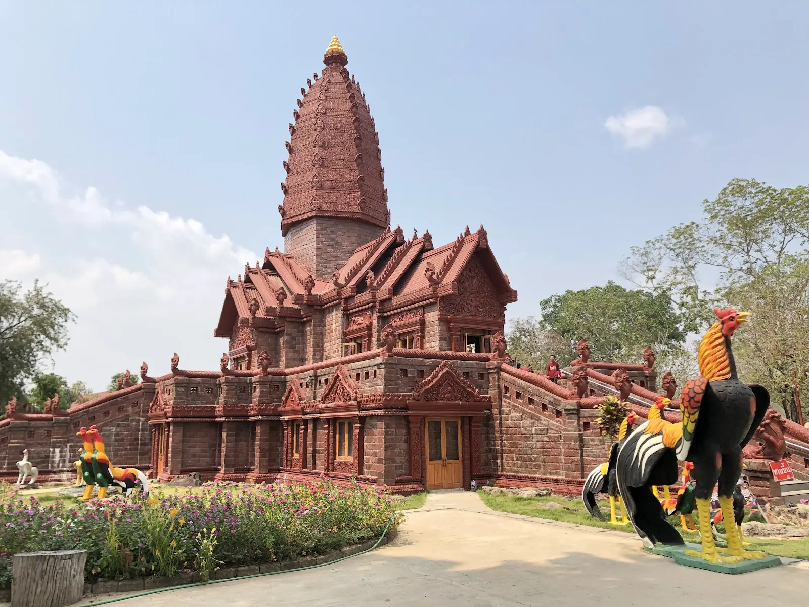 มณฑปปราสาทหลวงปู่สรวง วัดไพรพัฒนา