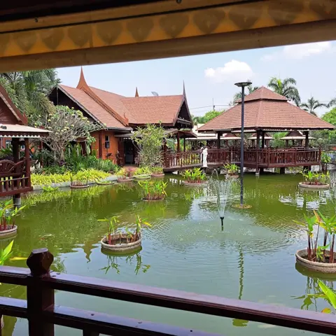 พงศ์สิน รีสอร์ท